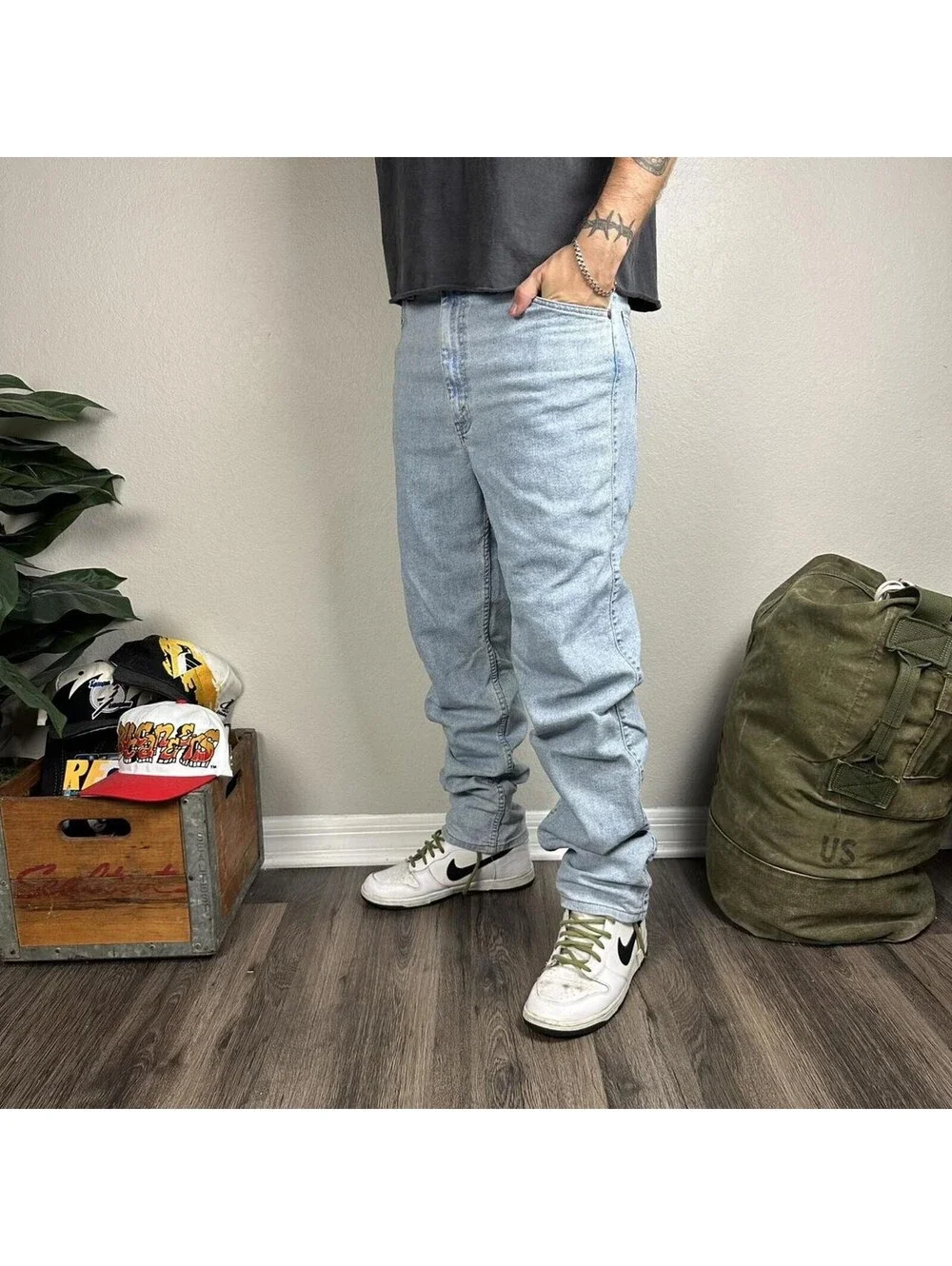 Vintage Levi’s silver tab premium blue denim straight fit jeans indie 34x32